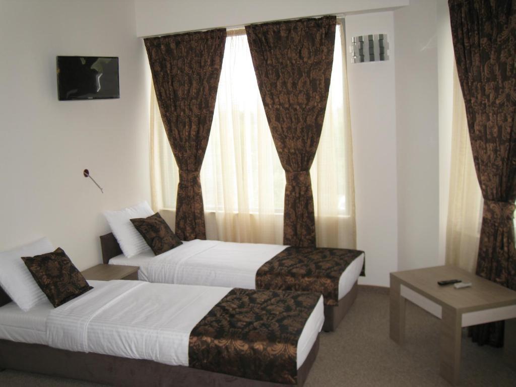 Domus Aparthotel Skopje Ngoại thất bức ảnh