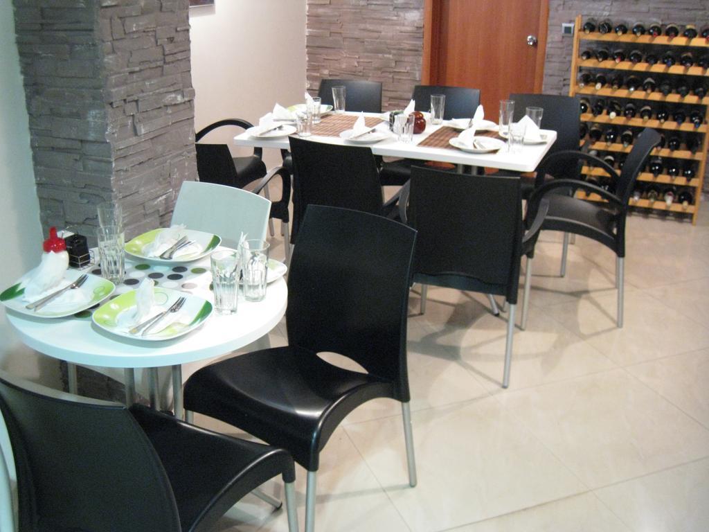 Domus Aparthotel Skopje Ngoại thất bức ảnh