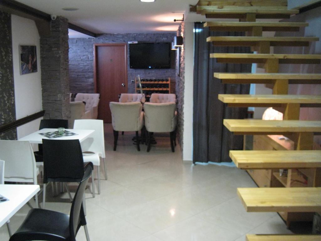 Domus Aparthotel Skopje Ngoại thất bức ảnh