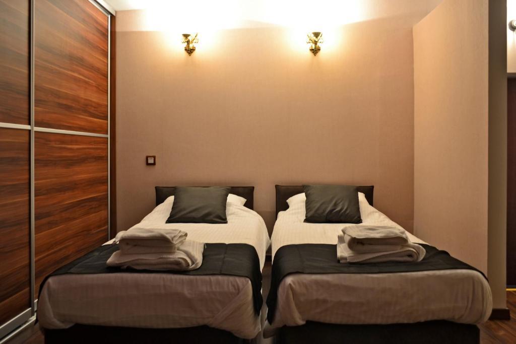Domus Aparthotel Skopje Ngoại thất bức ảnh